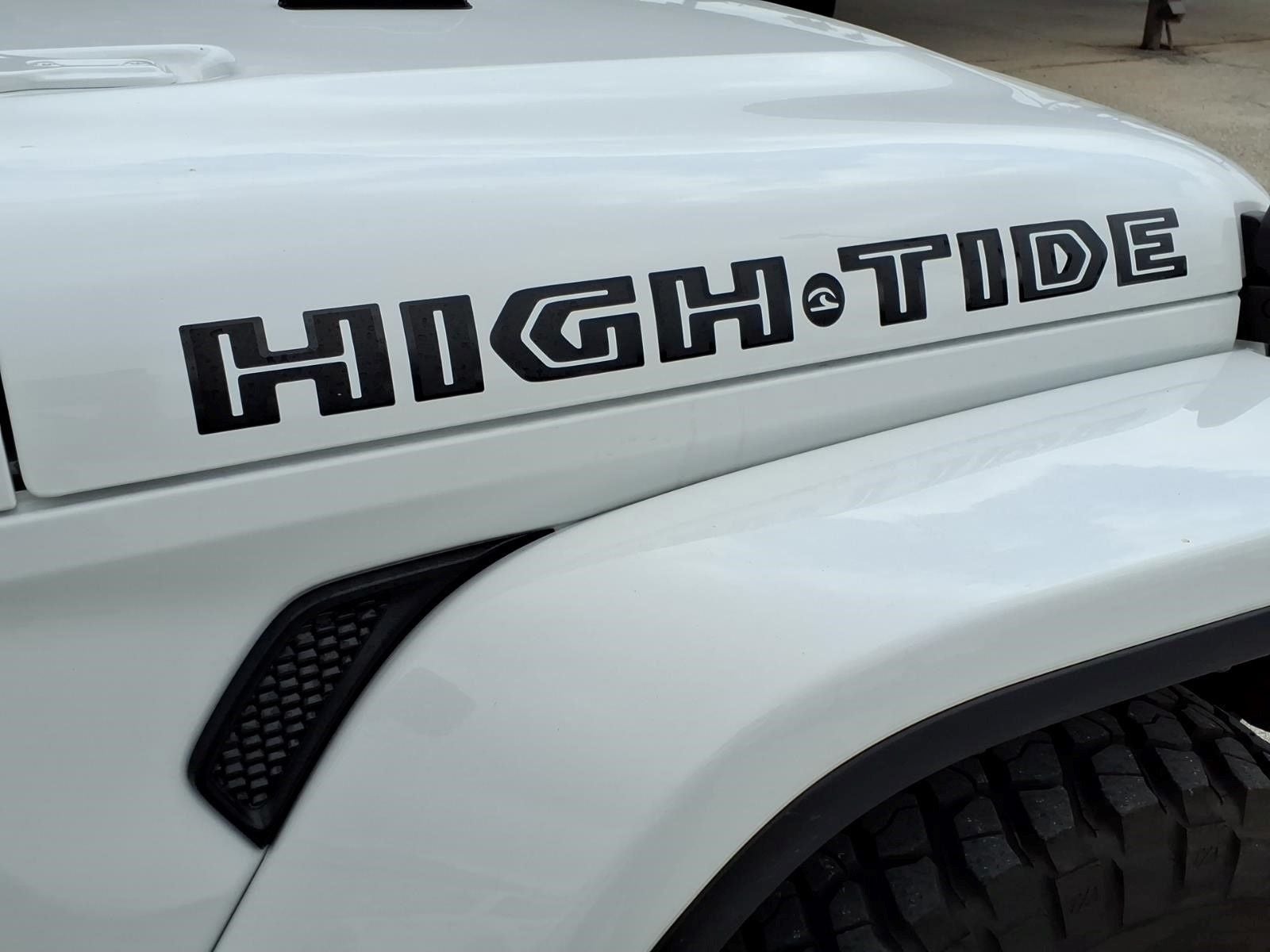 2025 Jeep Gladiator High Tide
