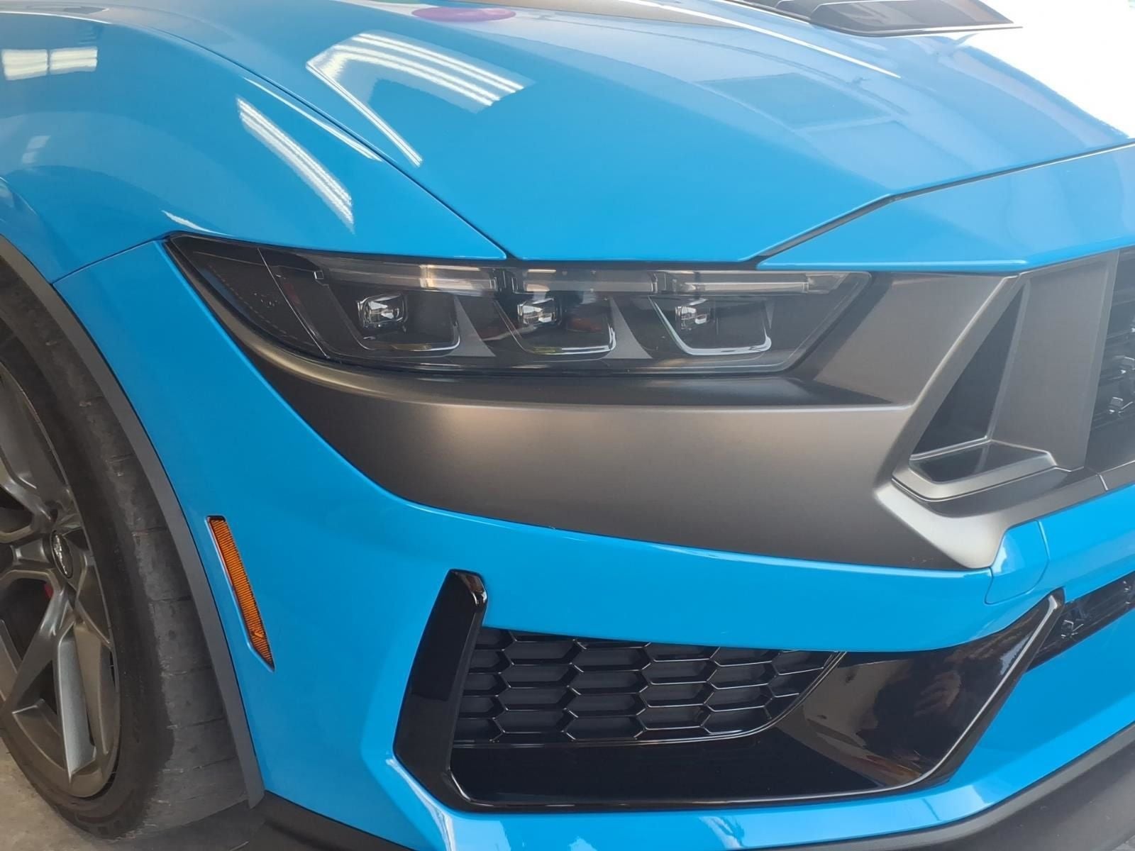 2025 Ford Mustang Dark Horse