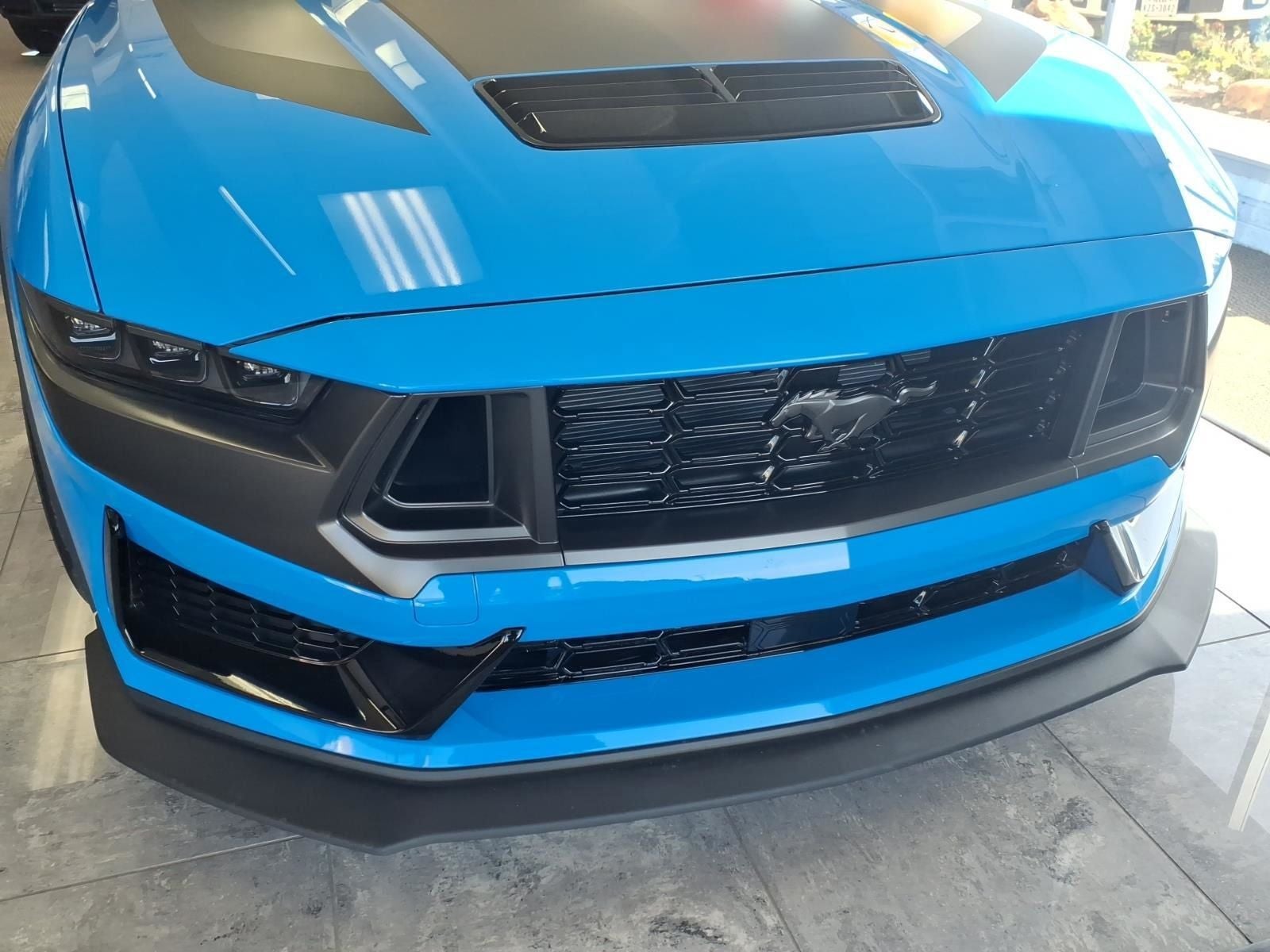 2025 Ford Mustang Dark Horse