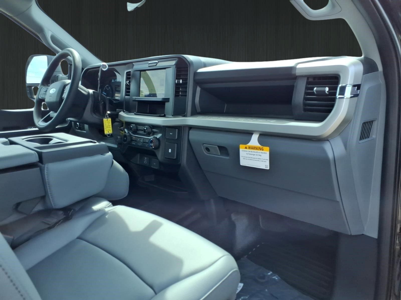 2026 Ford F-550SD DRW