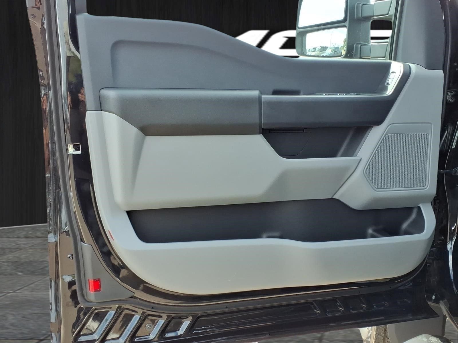 2026 Ford F-550SD DRW