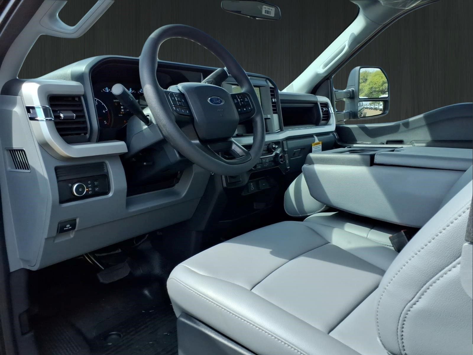 2026 Ford F-550SD DRW