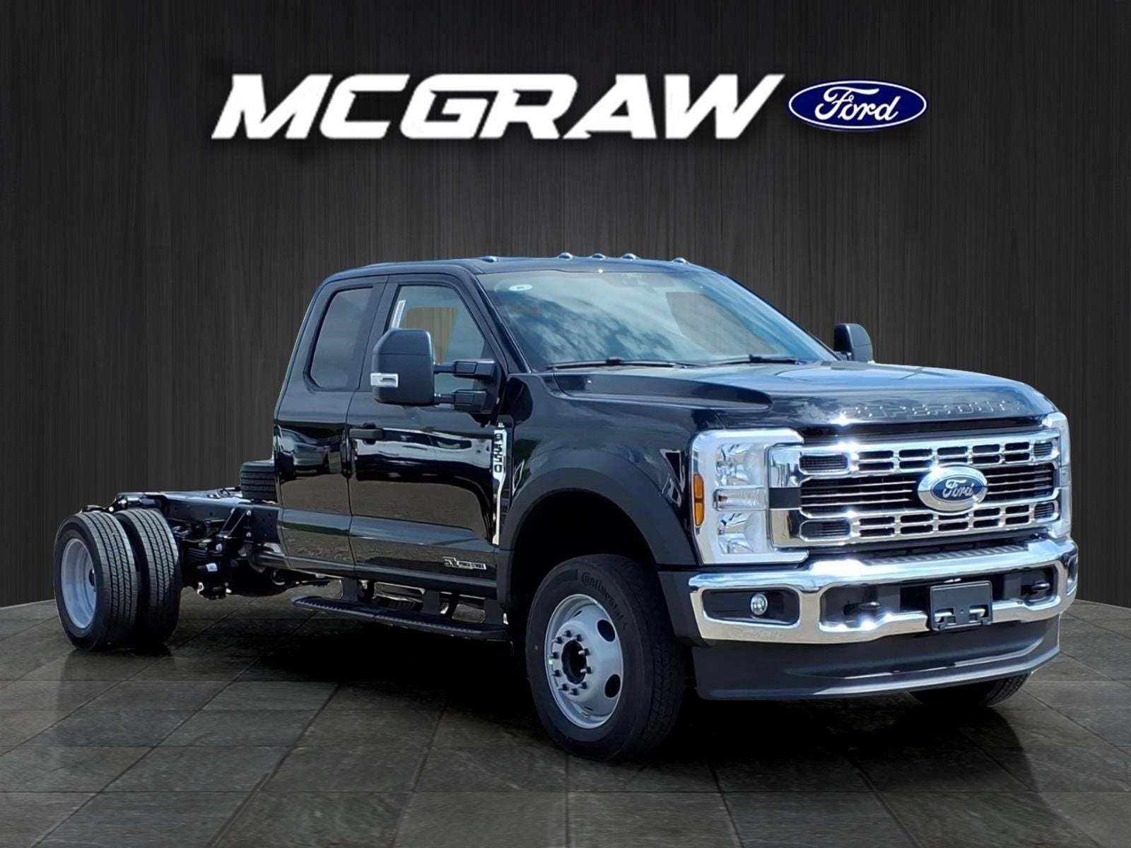 2026 Ford F-550SD DRW