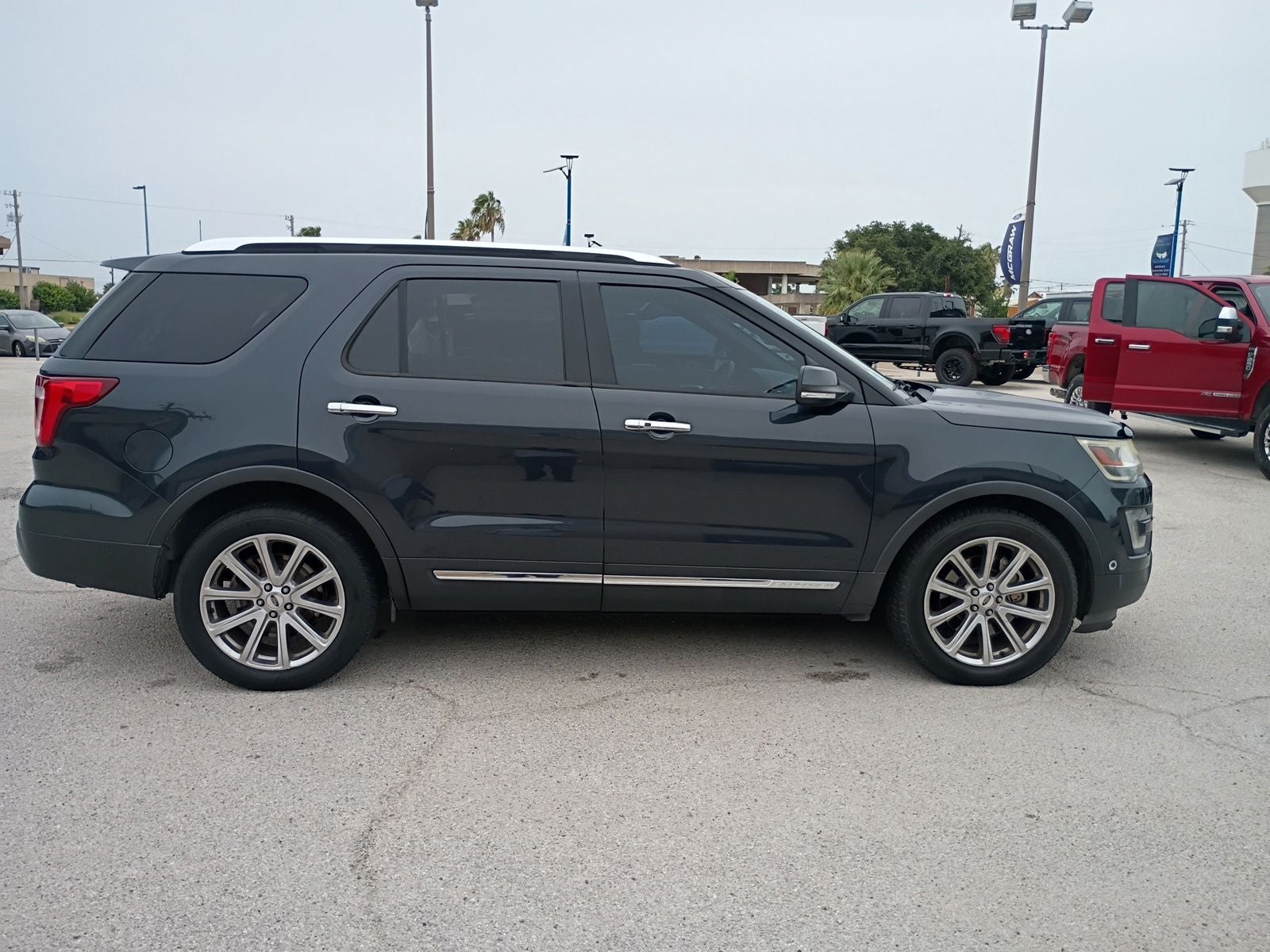 2017 Ford Explorer Limited
