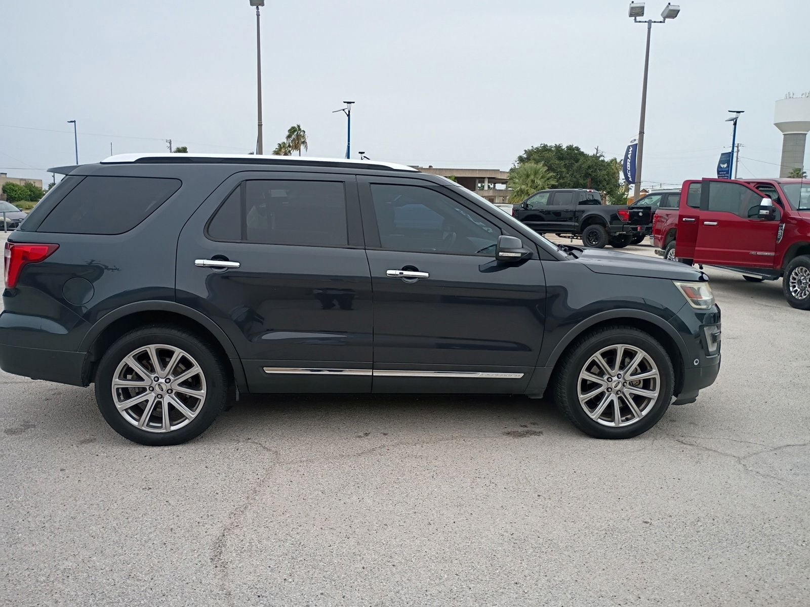 2017 Ford Explorer Limited