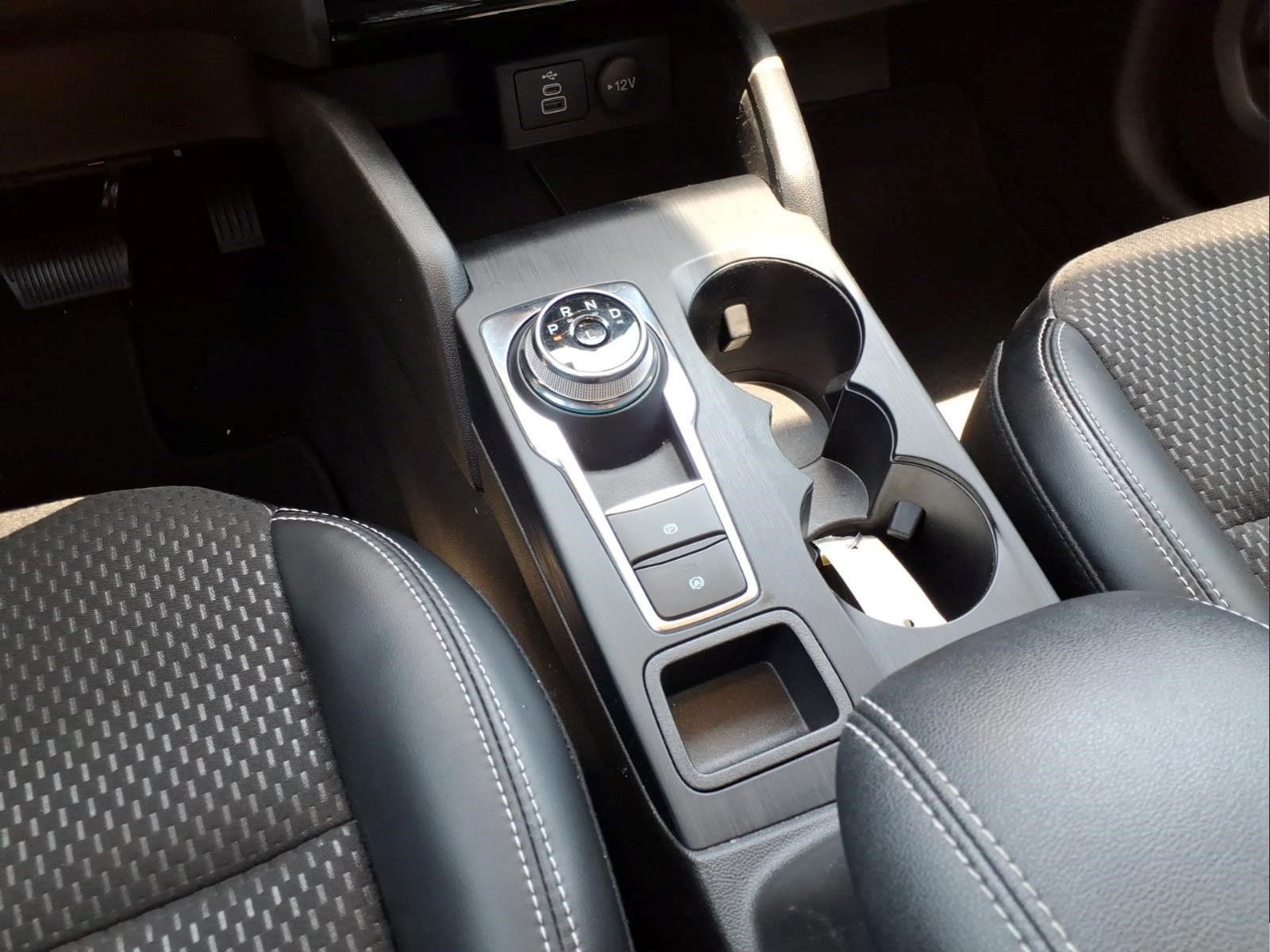 2024 Ford Escape Plug-In Hybrid Base