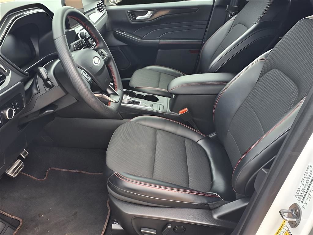 2023 Ford Escape Hybrid ST-Line