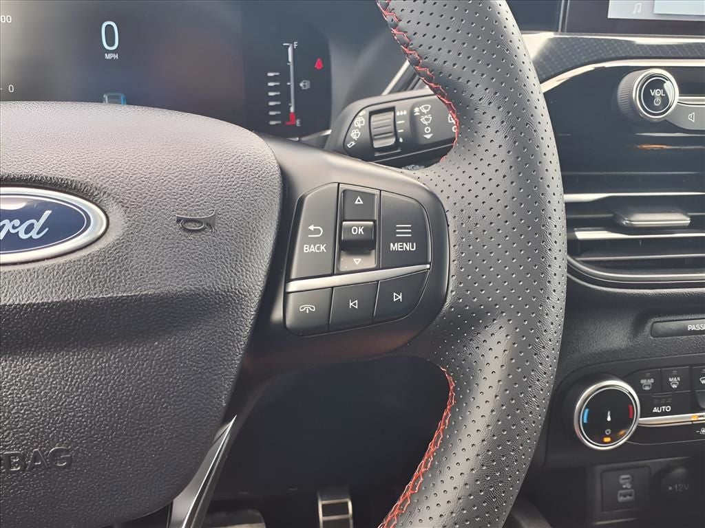 2023 Ford Escape Hybrid ST-Line