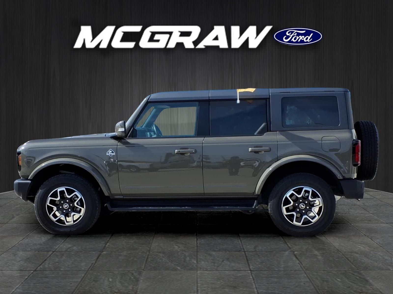 2025 Ford Bronco Outer Banks