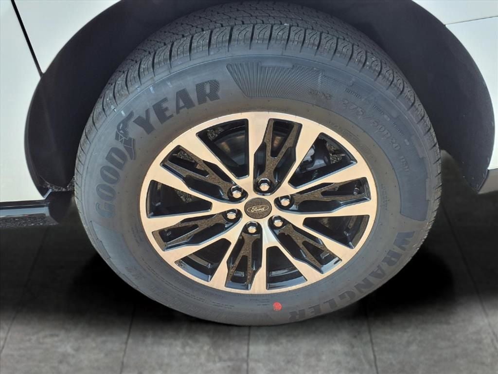 2025 Ford Expedition Platinum® MAX