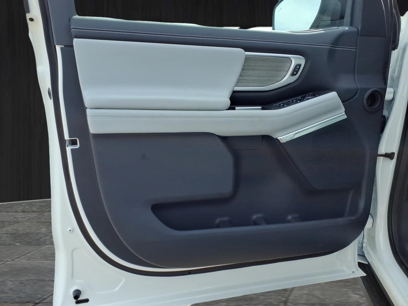 2026 Ford Expedition MAX Platinum®