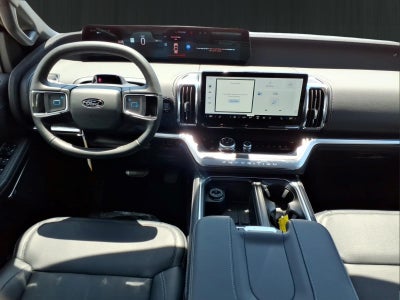 2026 Ford Expedition Platinum®