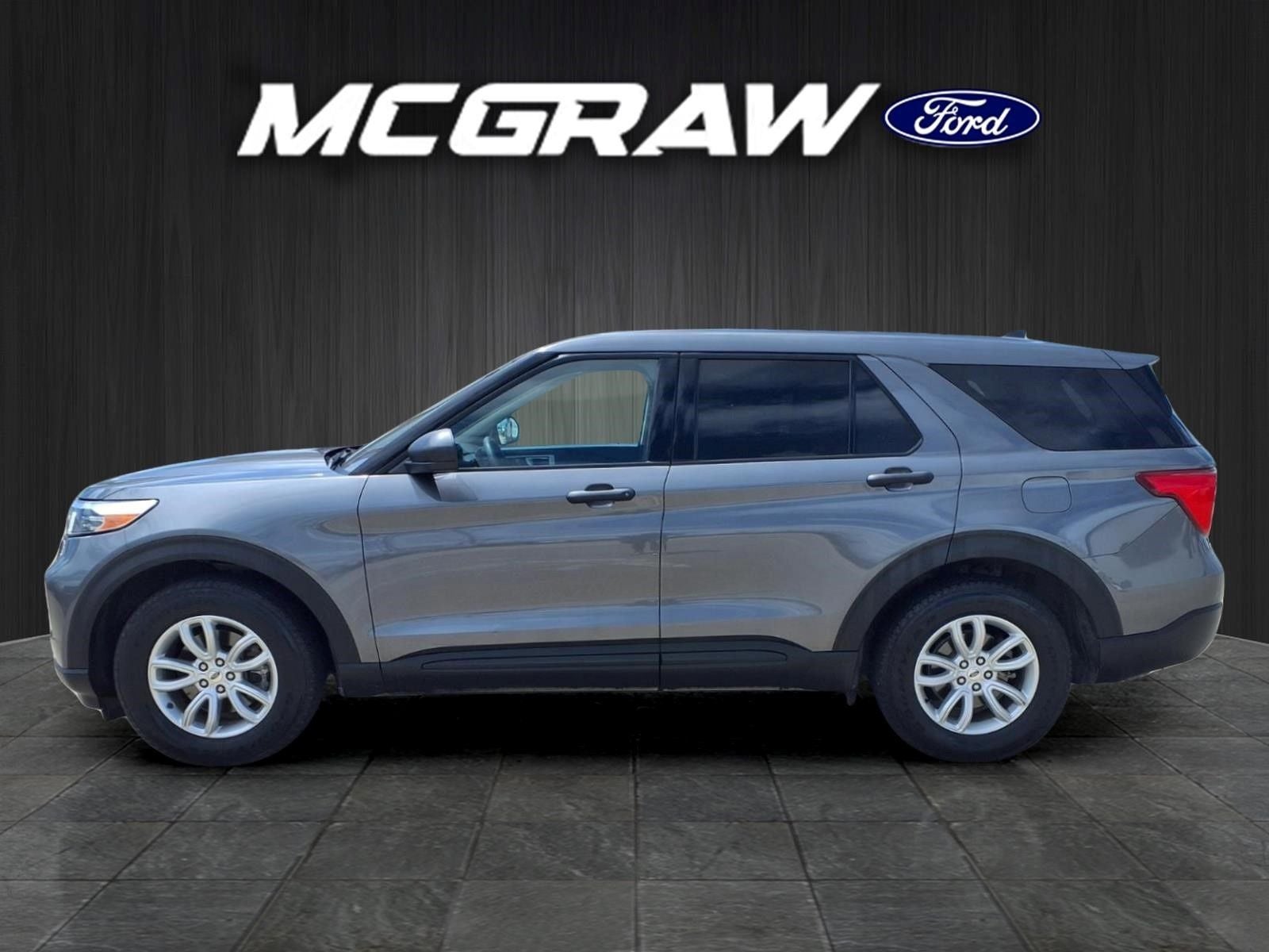 2021 Ford Explorer Base