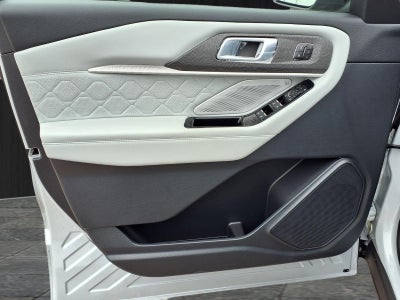 2026 Ford Explorer Platinum™