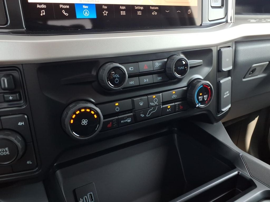 2026 Ford Super Duty F-250® XLT