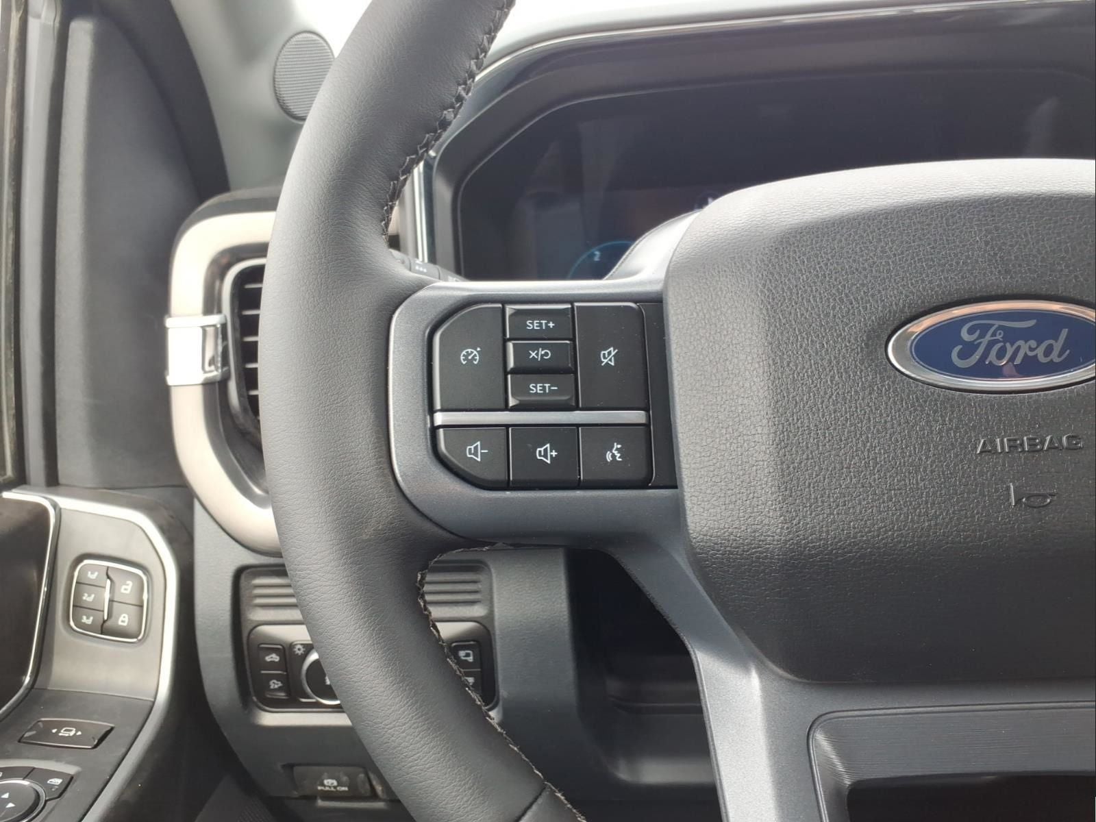 2026 Ford Super Duty F-350® Lariat®