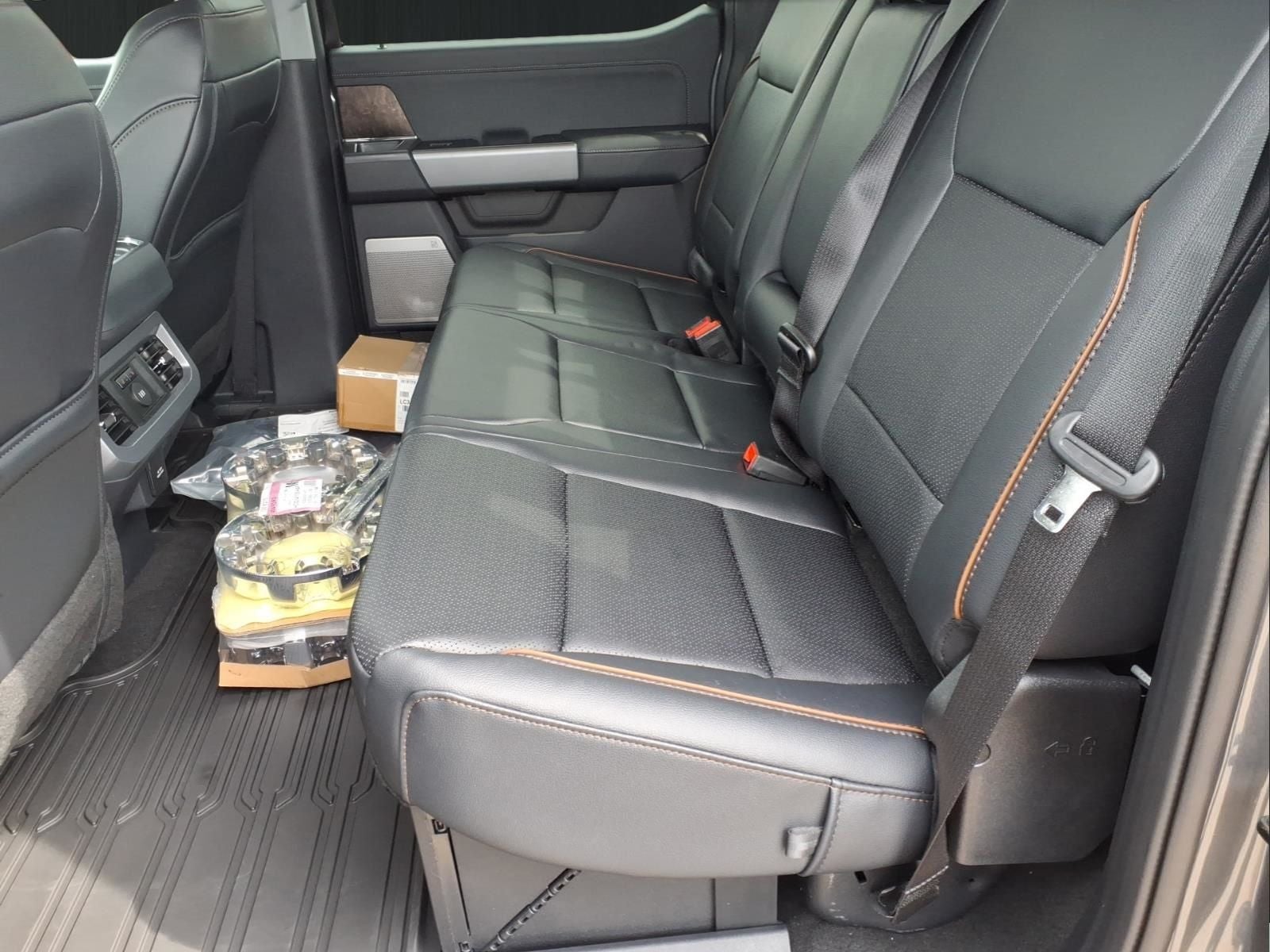 2026 Ford Super Duty F-350® Lariat®