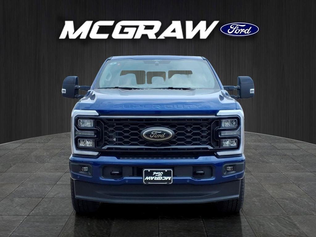 2026 Ford Super Duty F-350® Lariat®