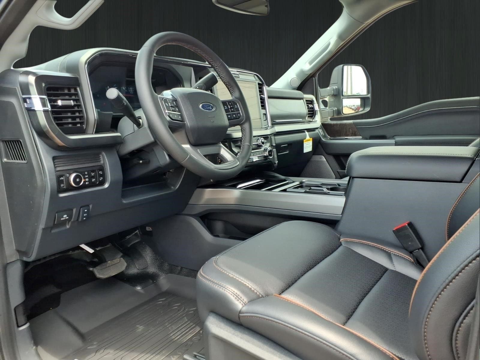 2026 Ford Super Duty F-350® Lariat®