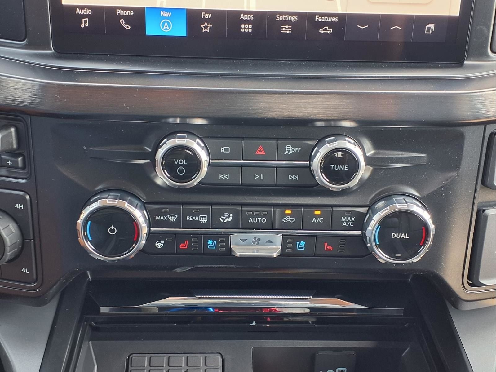 2026 Ford Super Duty F-350® Lariat®