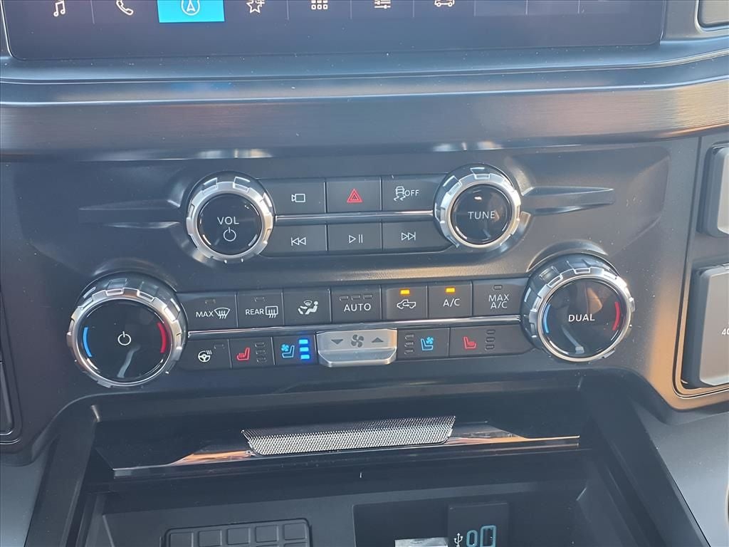 2025 Ford Super Duty F-350® Lariat®