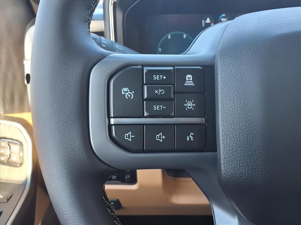 2025 Ford Super Duty F-350® Lariat®