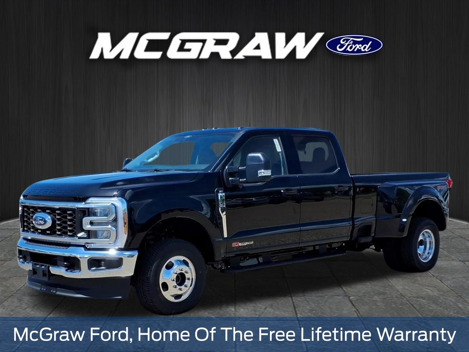 2026 Ford Super Duty F-350® XLT