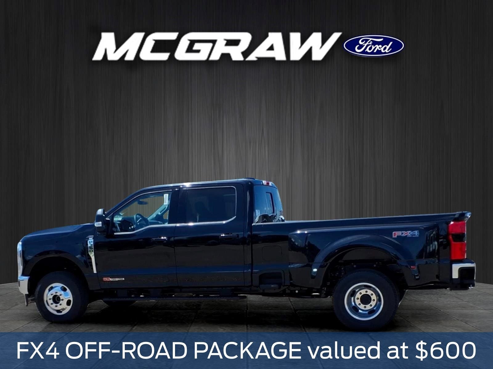2026 Ford Super Duty F-350® XLT