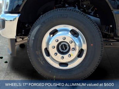 2026 Ford Super Duty F-350® XLT