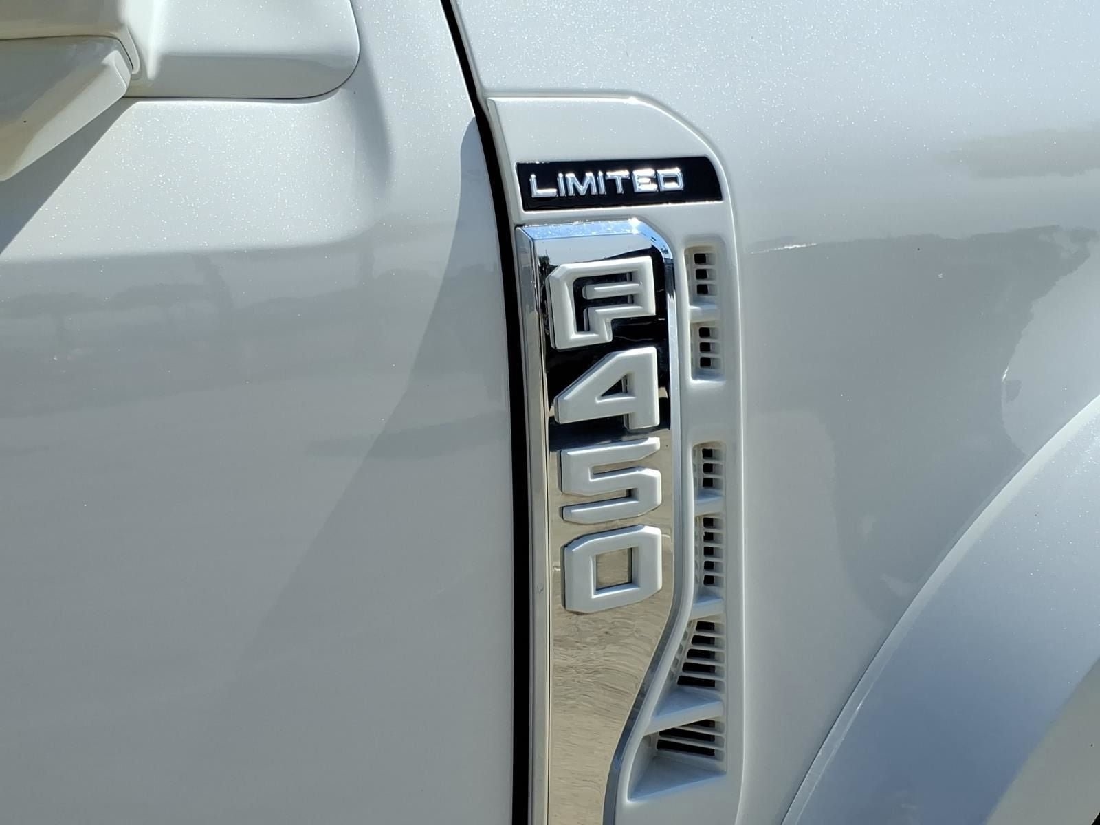 2024 Ford F-450SD Limited DRW