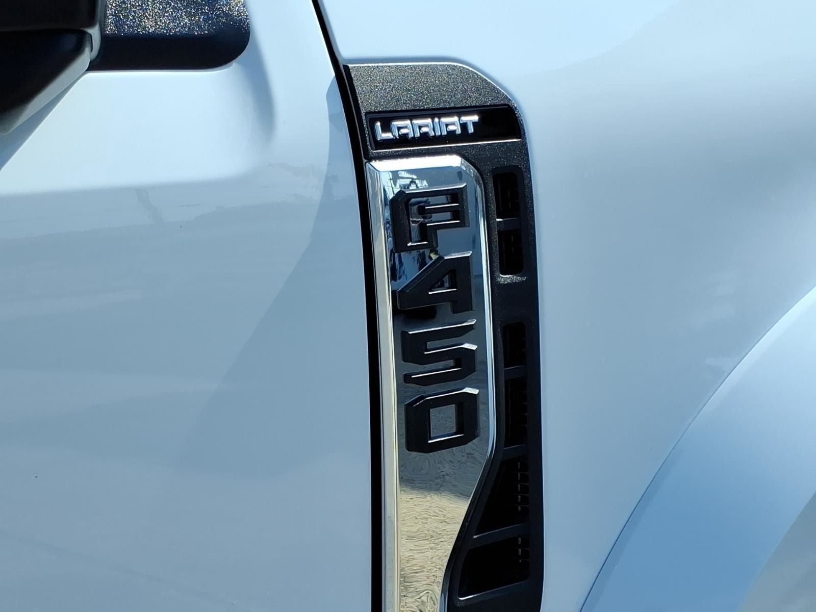 2026 Ford F-450SD Lariat DRW