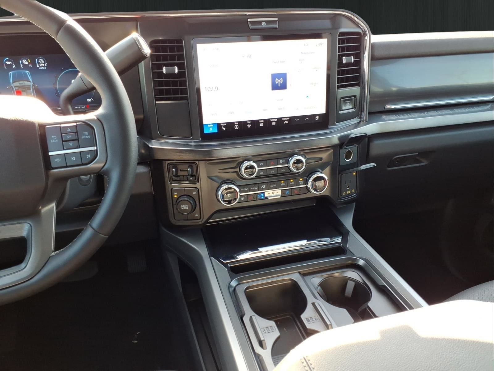 2026 Ford F-450SD Lariat DRW