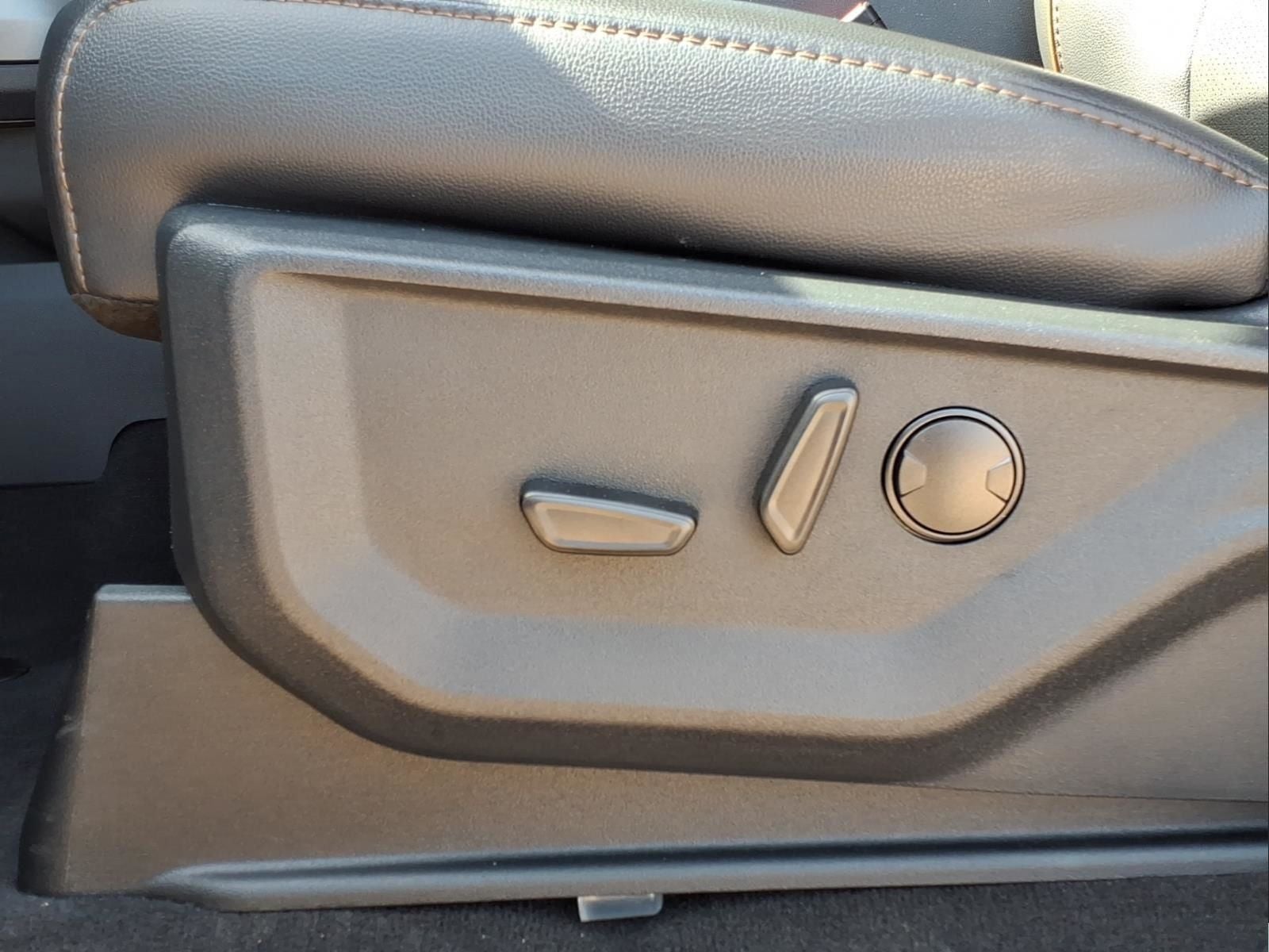 2026 Ford F-450SD Lariat DRW