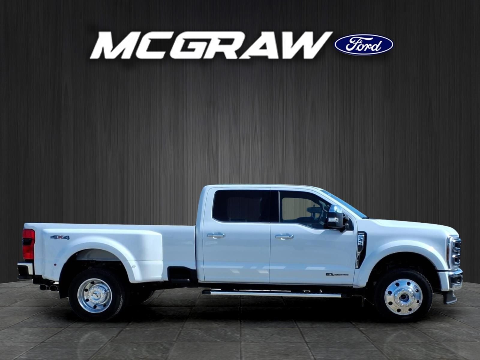 2026 Ford F-450SD Lariat DRW