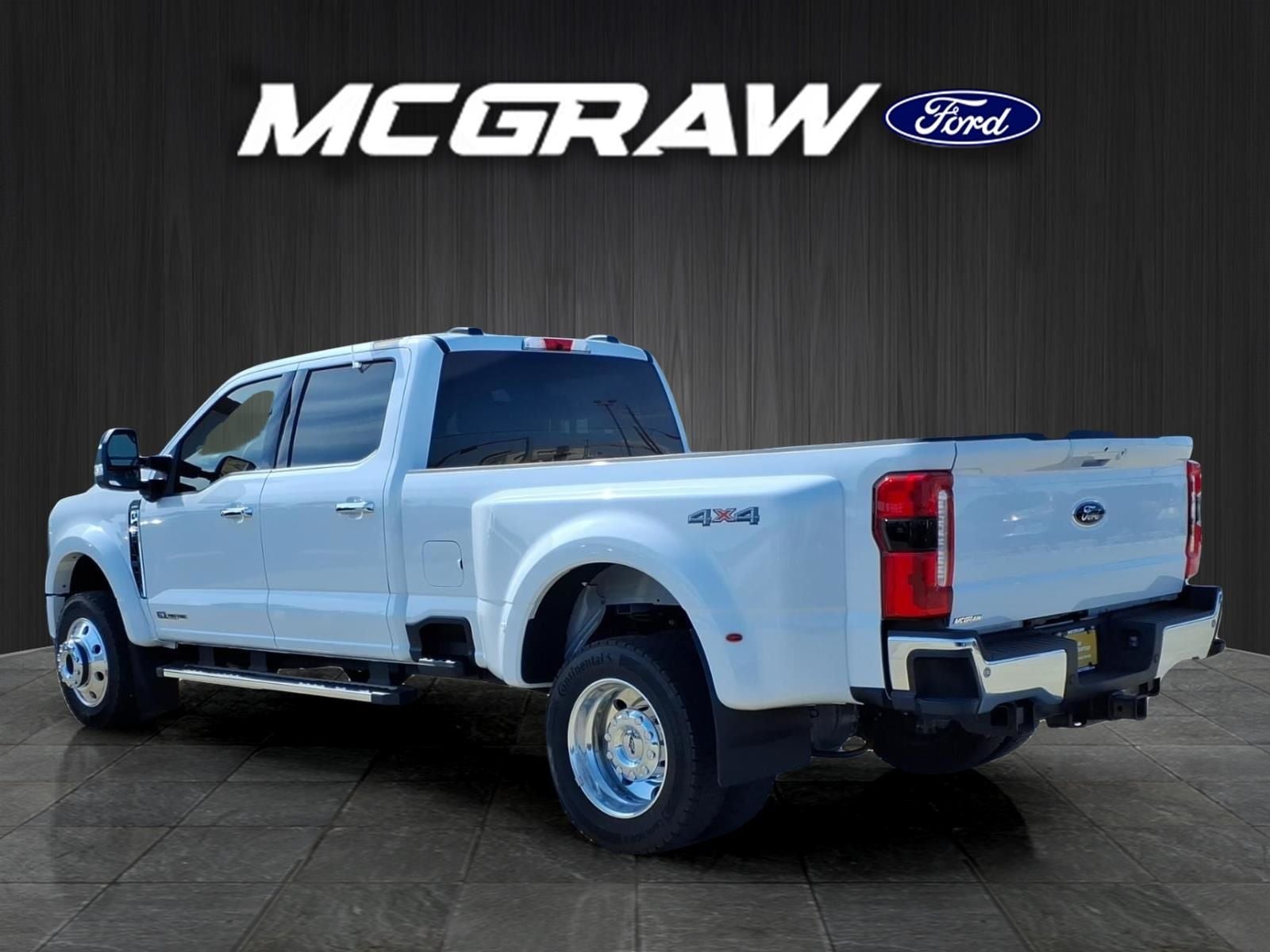 2026 Ford F-450SD Lariat DRW