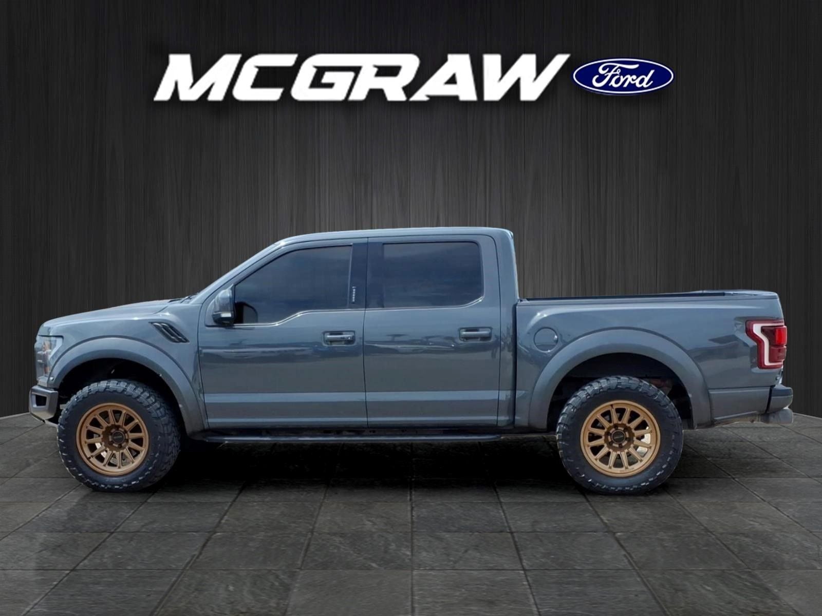 2020 Ford F-150 Raptor