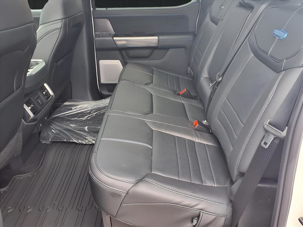 2025 Ford F-150 Platinum®