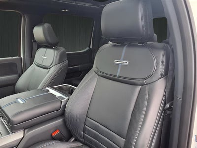 2025 Ford F-150 Platinum®