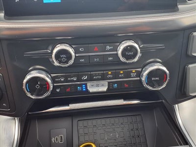 2025 Ford F-150 Platinum®