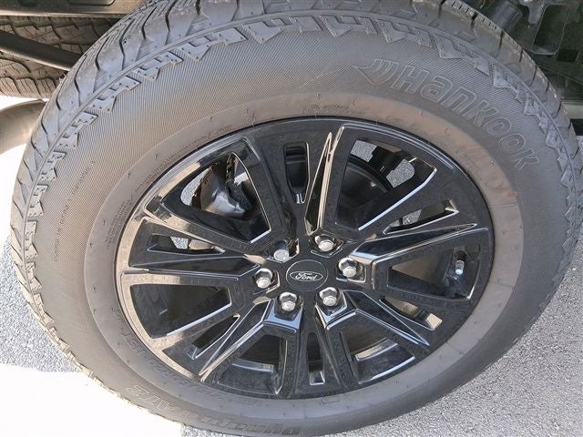 2025 Ford F-150 Platinum®