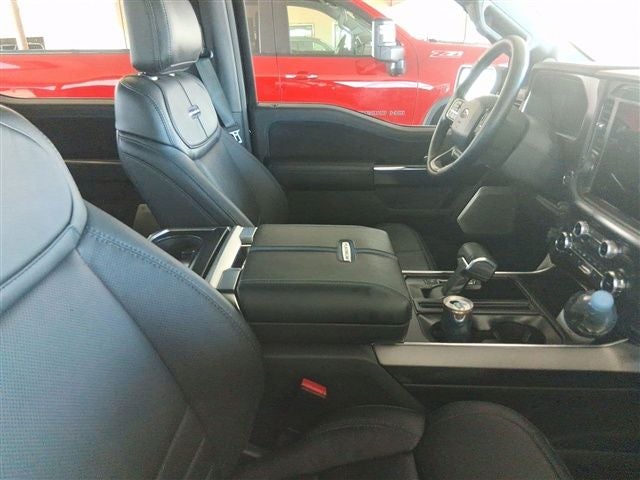 2025 Ford F-150 Platinum®