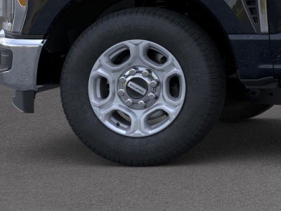 2026 Ford Super Duty F-350® XLT