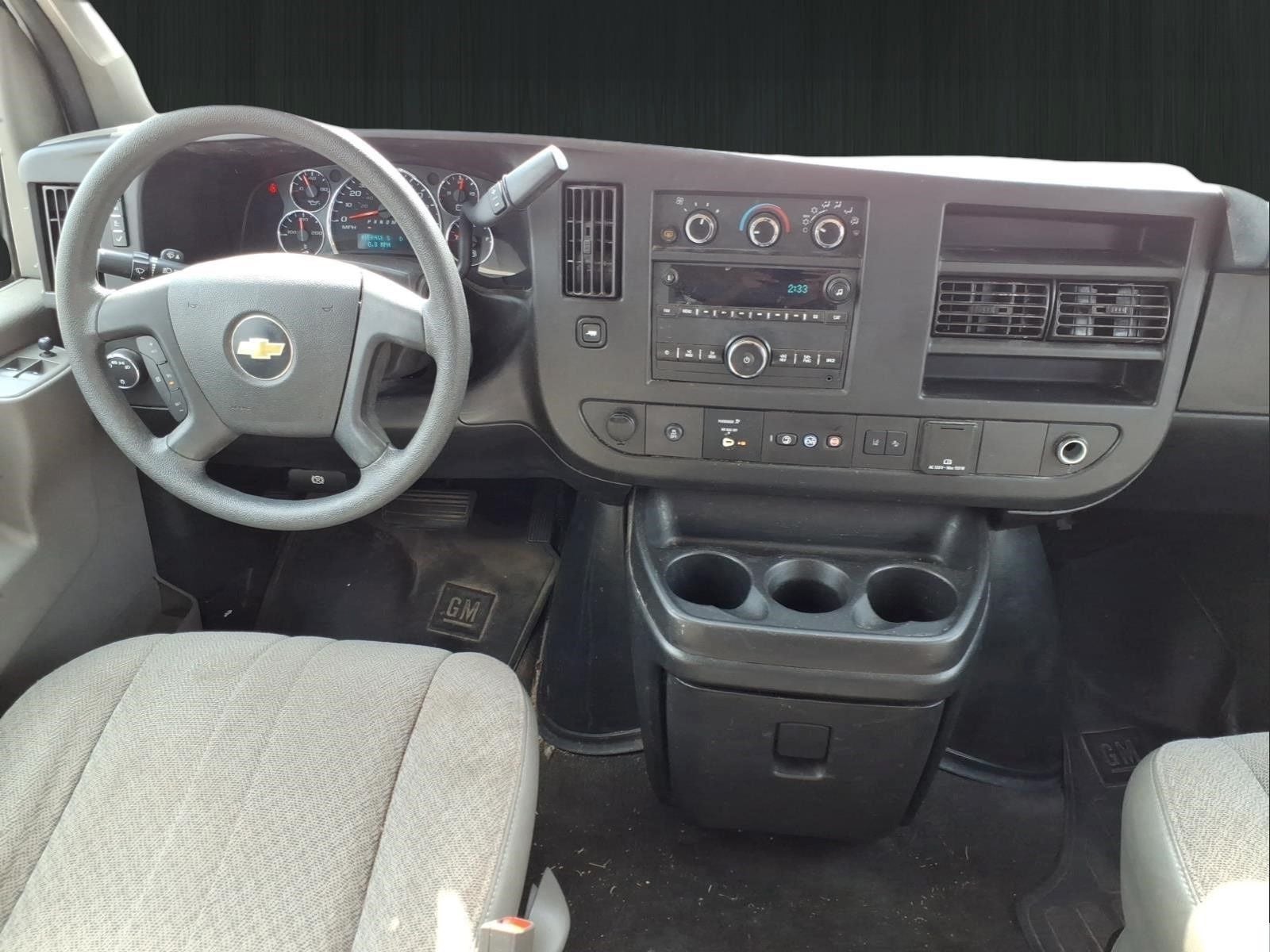 2019 Chevrolet Express 3500 LT Passenger
