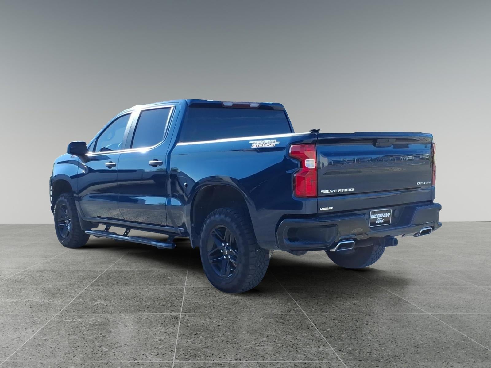 2022 Chevrolet Silverado Custom Trail Boss