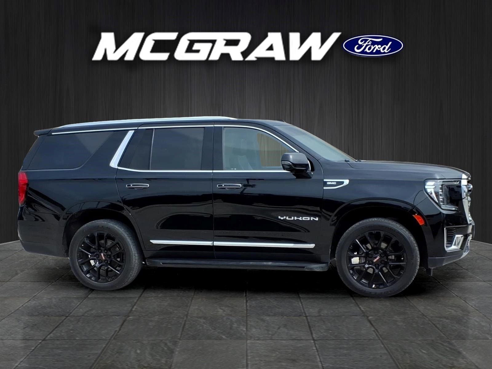 2022 GMC Yukon SLT