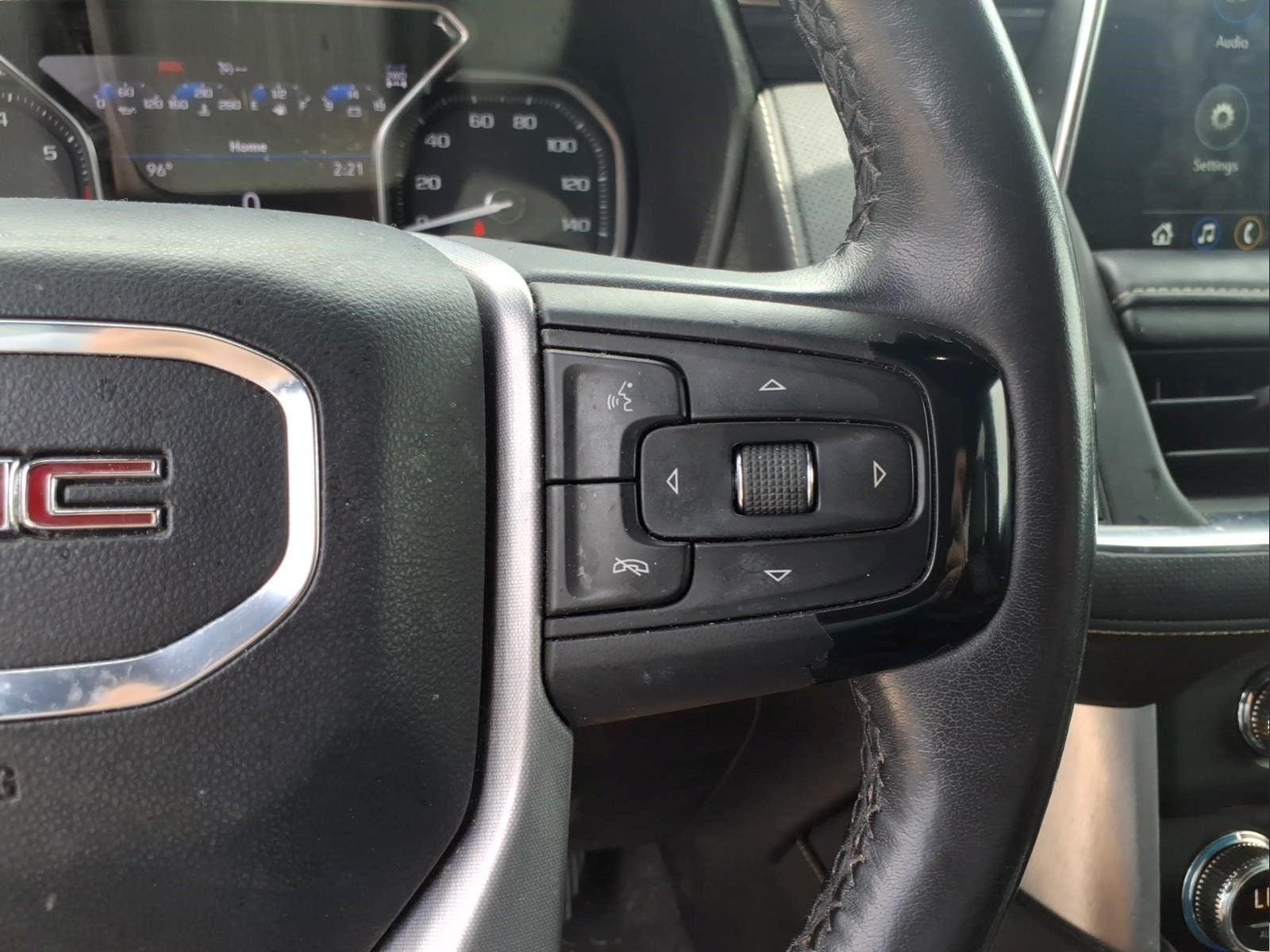 2021 GMC Yukon XL SLT