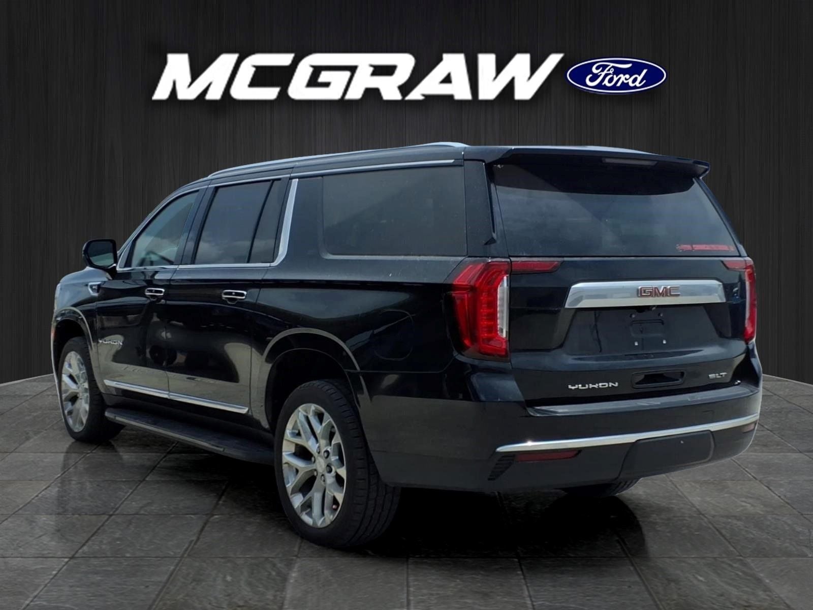 2021 GMC Yukon XL SLT