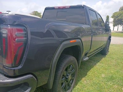 2025 GMC Sierra AT4