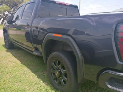 2025 GMC Sierra AT4