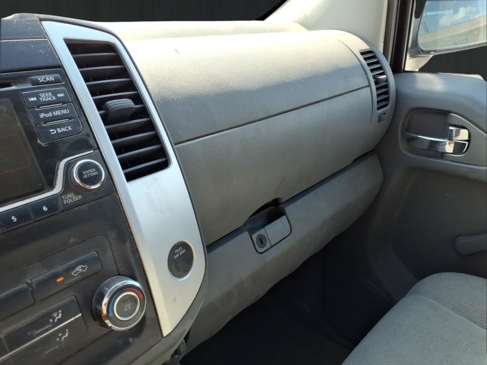 2017 Nissan Frontier S